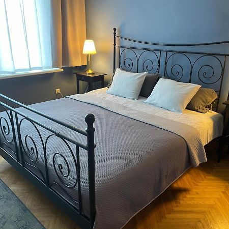 Cosy Teika Apartment Riga Exteriör bild